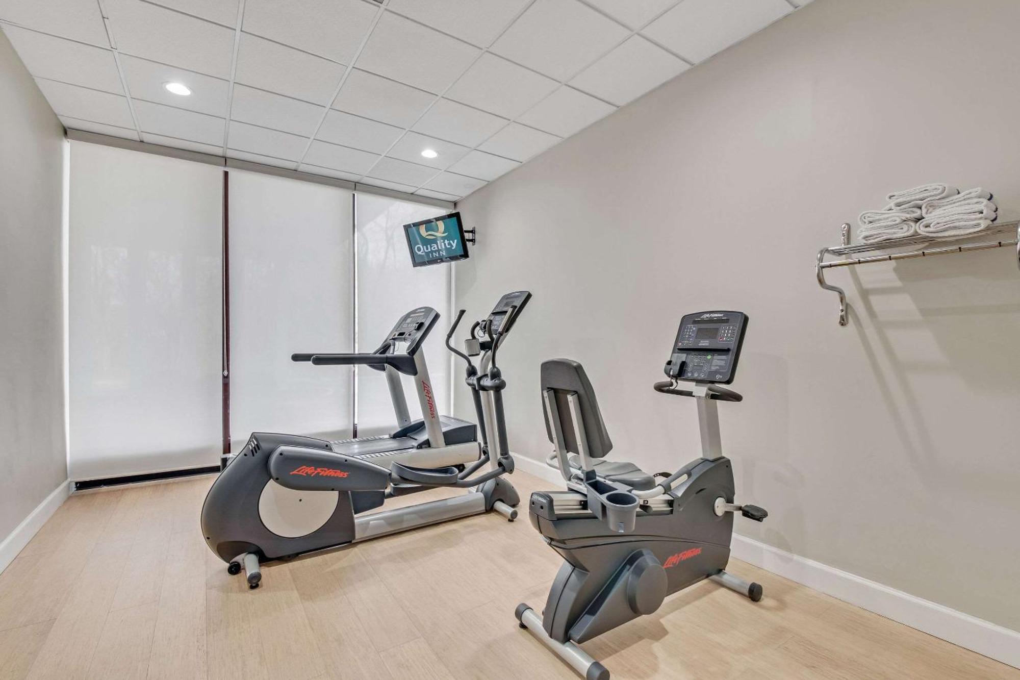 Quality Inn Долтон Экстерьер фото