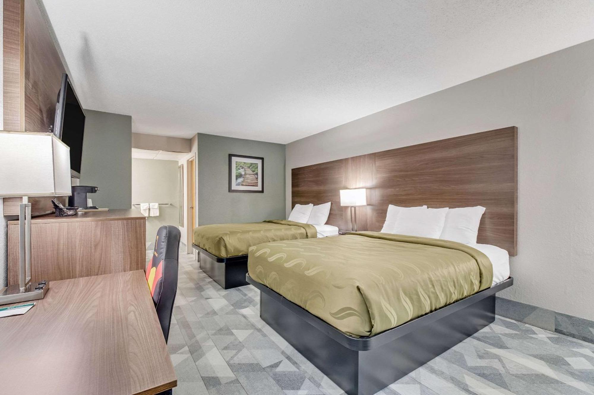 Quality Inn Долтон Экстерьер фото