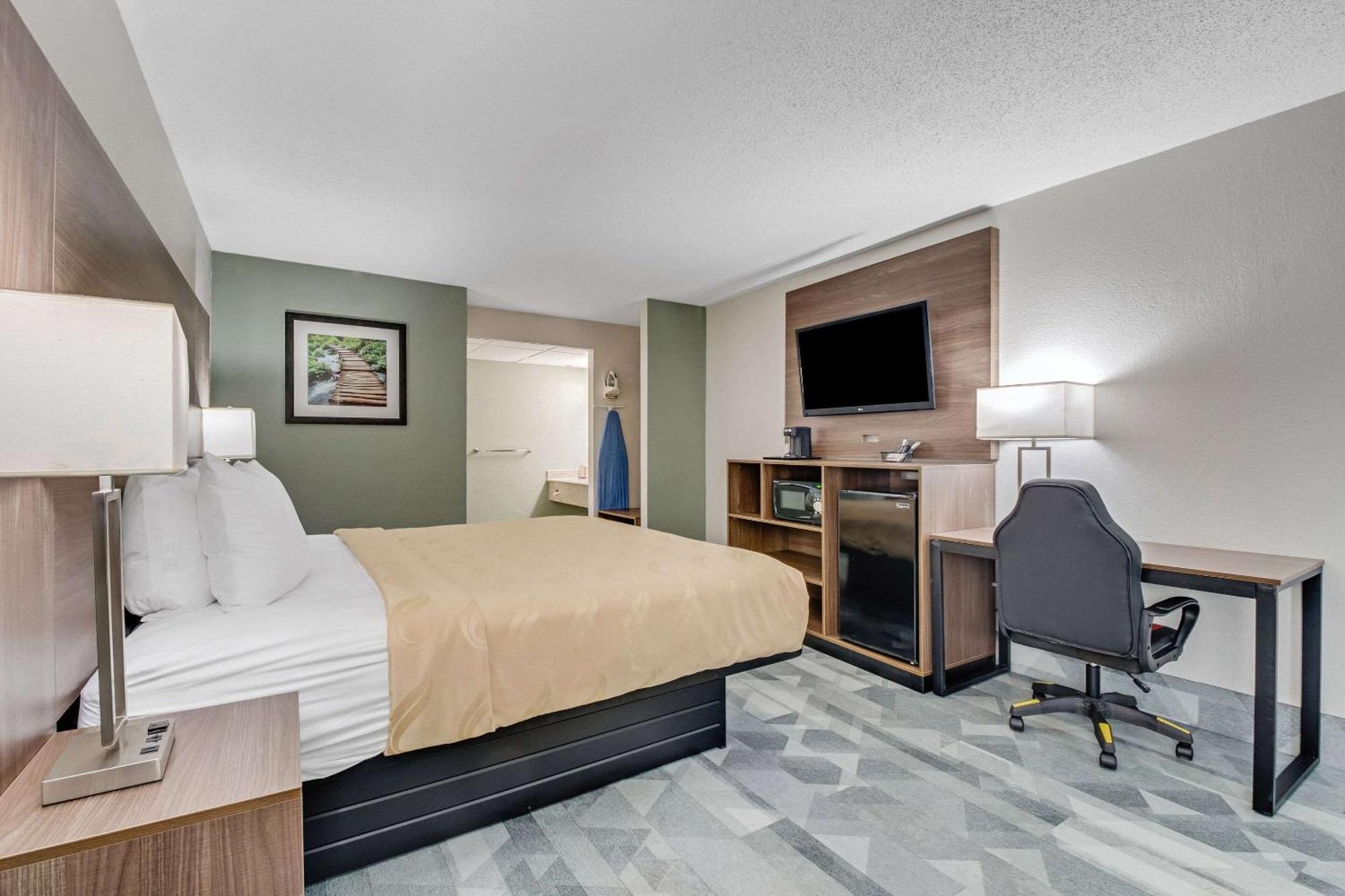 Quality Inn Долтон Экстерьер фото