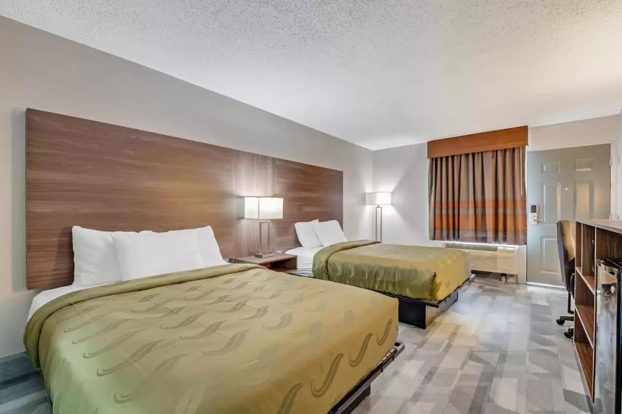 Quality Inn Долтон Экстерьер фото